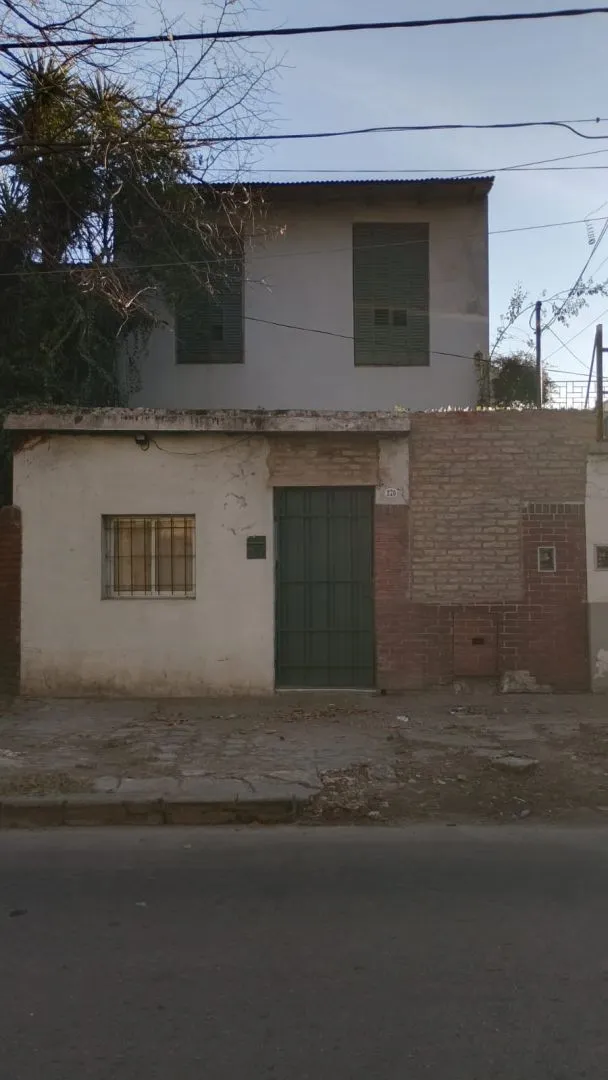 Casa en GRANADEROS 200