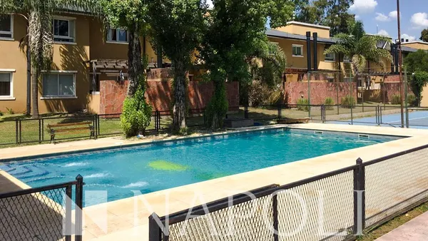 Departamento en Lacarra 500