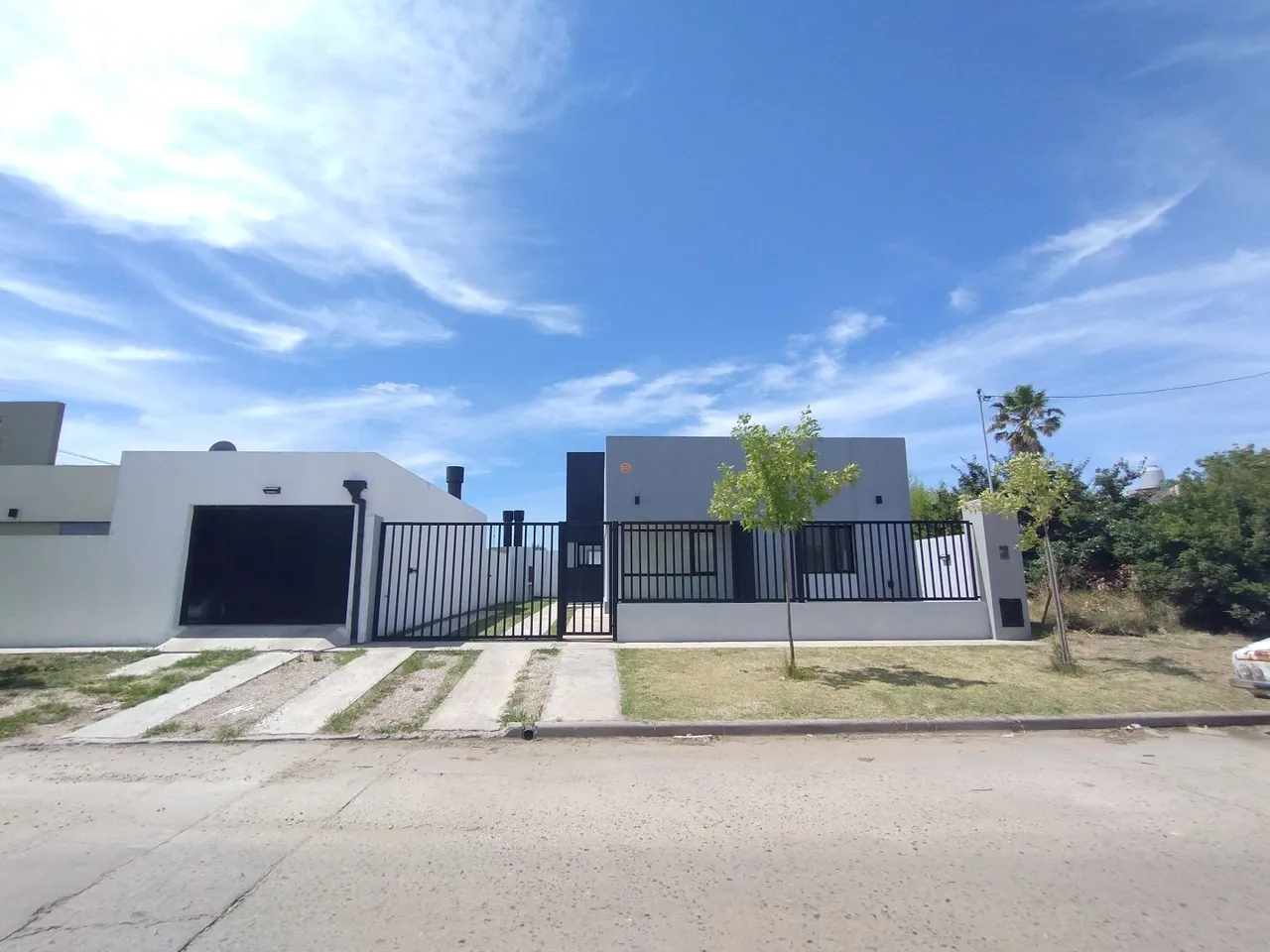 Casa en 4 e/ 23 y 25