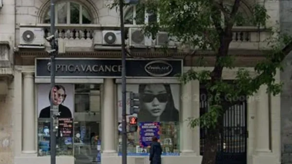 Local Comercial en AV. SANTA FE 900
