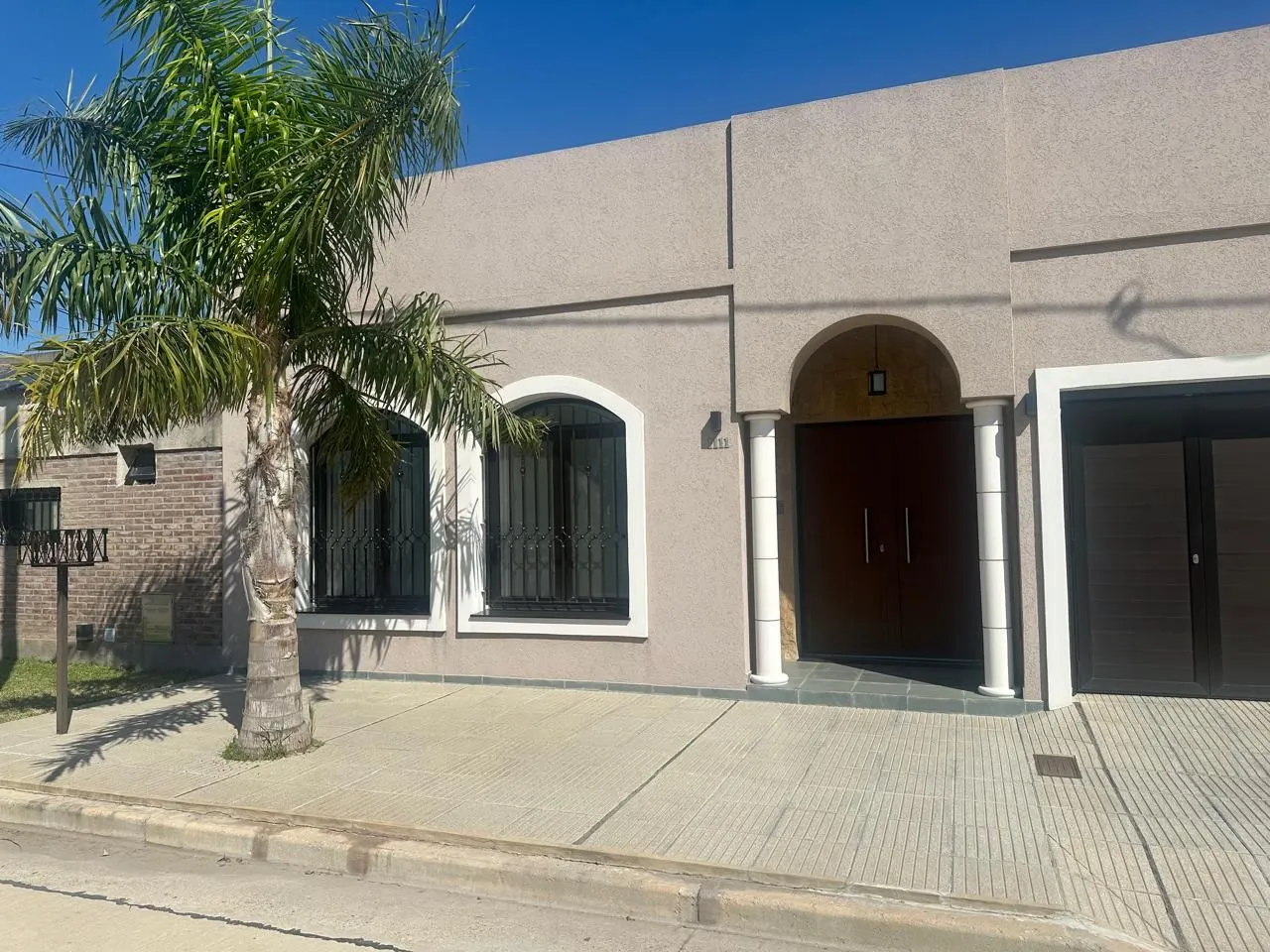 Casa en Nestor Paez 1100