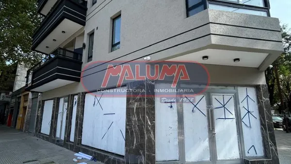 Local Comercial en Av. Emilio Castr 6100