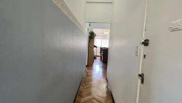 Departamento en Larrea 300
