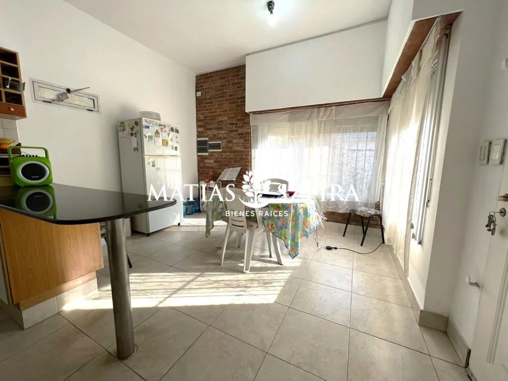 Casa en MARIANO ACOSTA 300