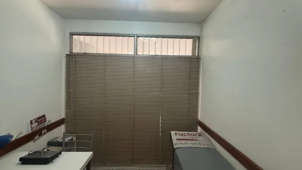 Negocio en ALSINA 100