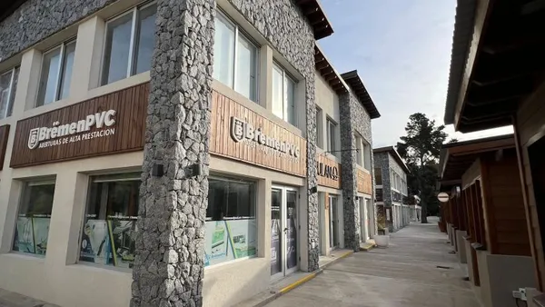 Local Comercial en Local Paseo Cost 100