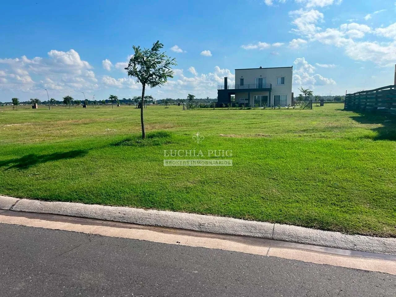 Lote en AMARRAS - PUERTO 200