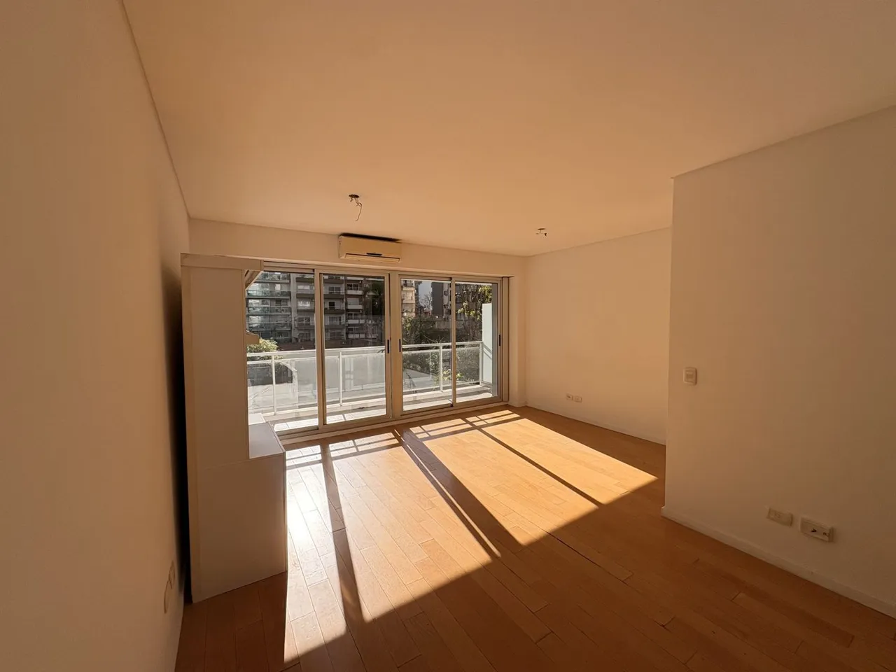 Departamento en VIRREY DEL PINO 1500