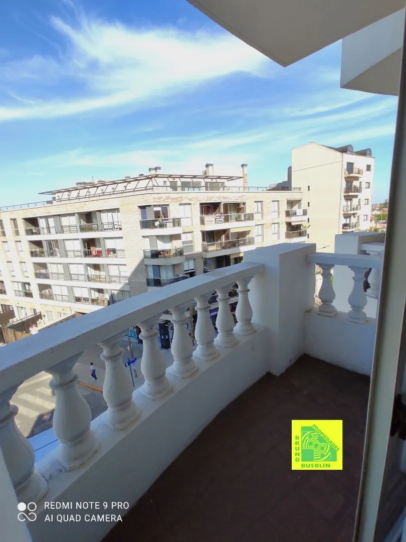 Departamento en Av. de Mayo 1100