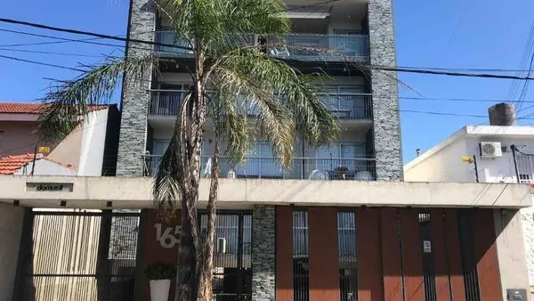 Departamento en Emilio Castro 16
