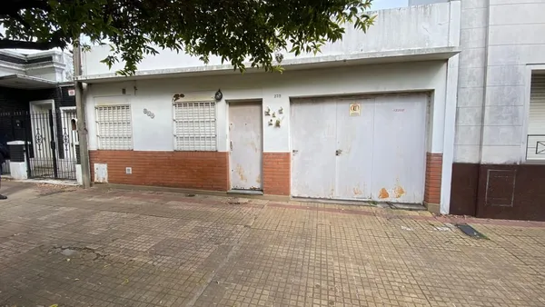 Lote en 6 200