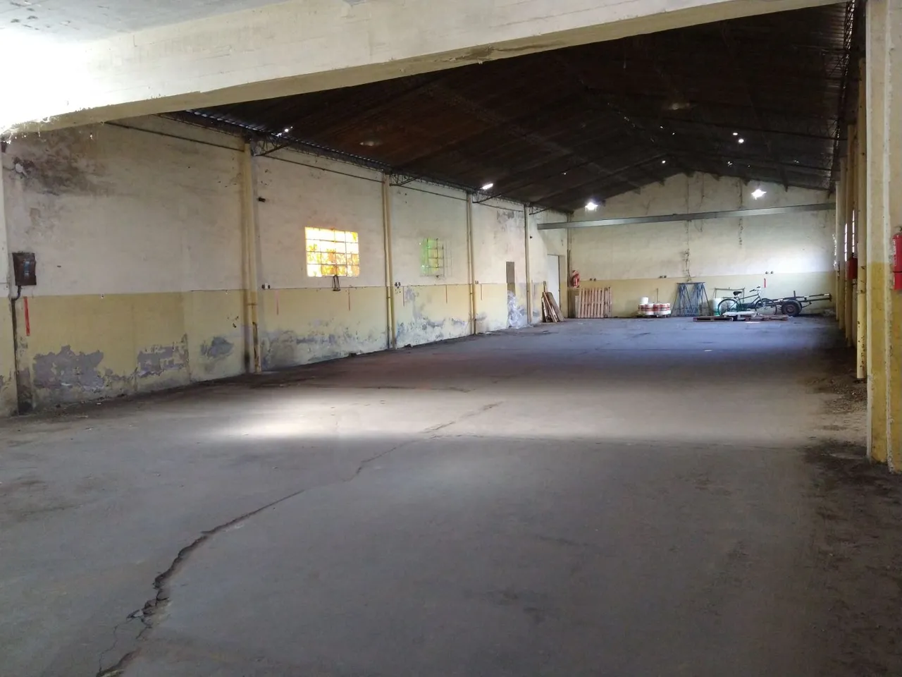Local Comercial en RIVADAVIA 500