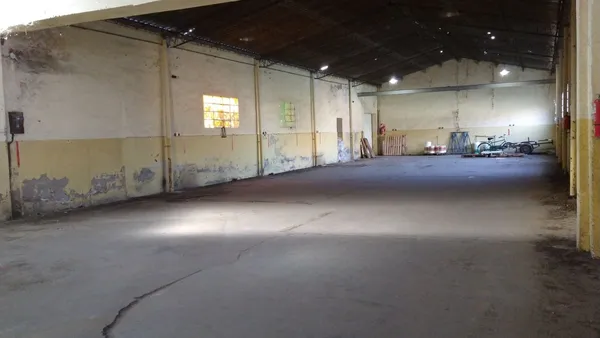 Local Comercial en RIVADAVIA 500