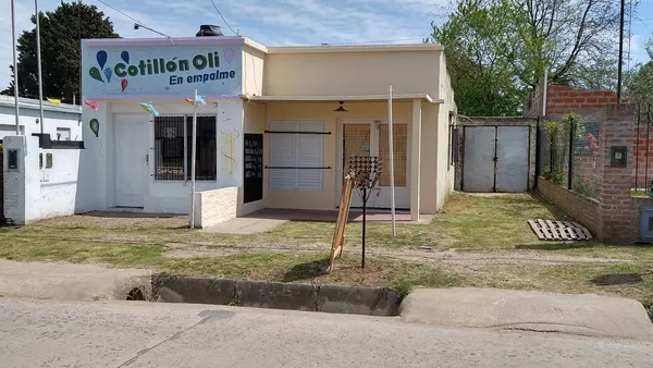 Local Comercial en ARÉVALO 2500