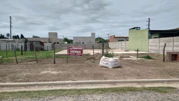 Lote en E. DE LOS ANDES 2900