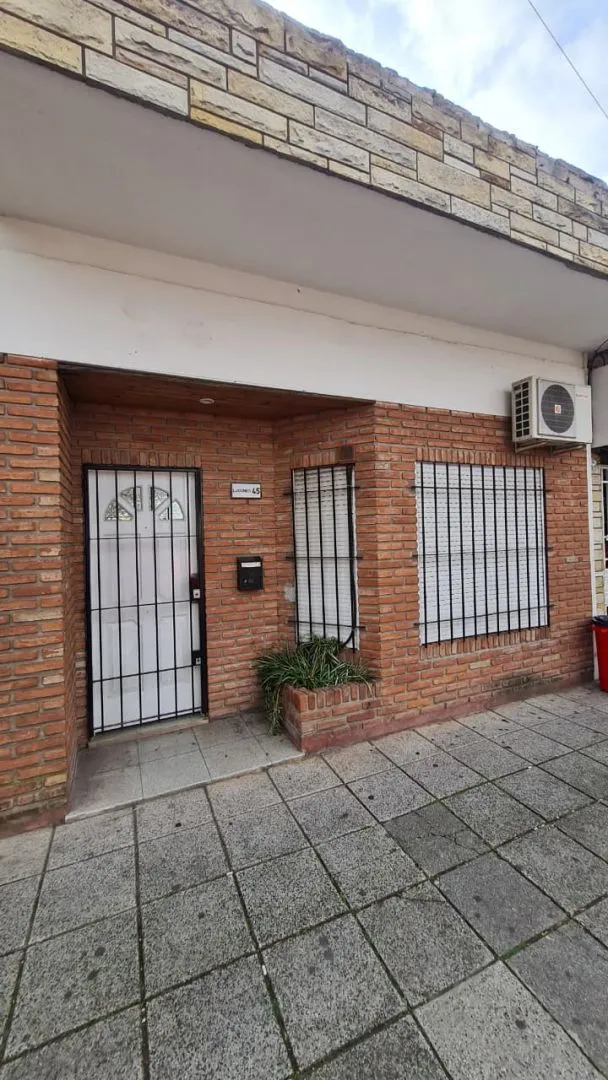 Departamento en Lugones 100