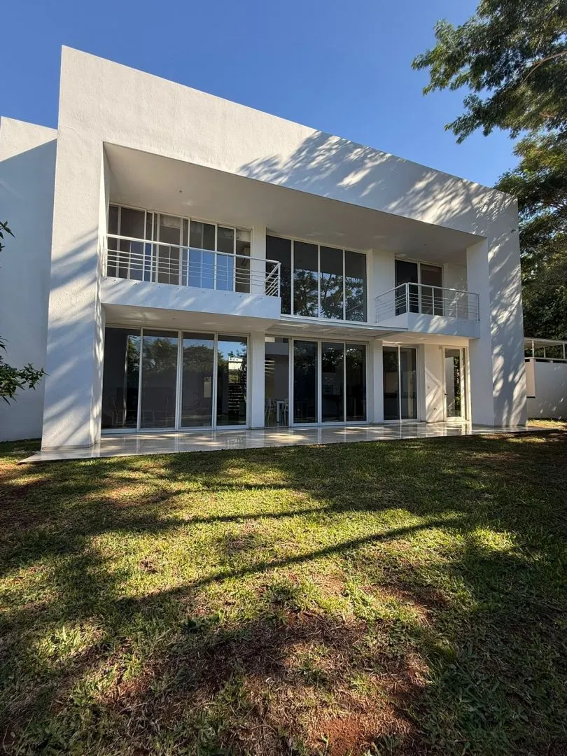Casa en URQUIZA 6100