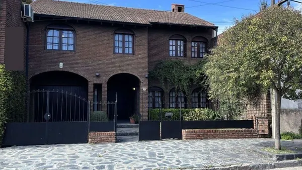 Casa en Calle 26 e/ Av.