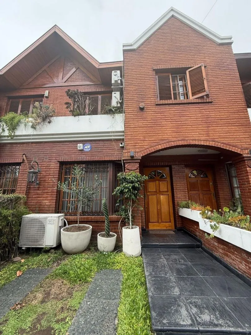 Departamento en Domingo millán 100