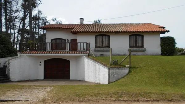 Casa en Del Juncal 200