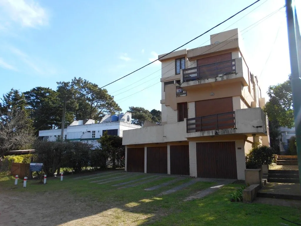Departamento en Ed. Bosque IV -D