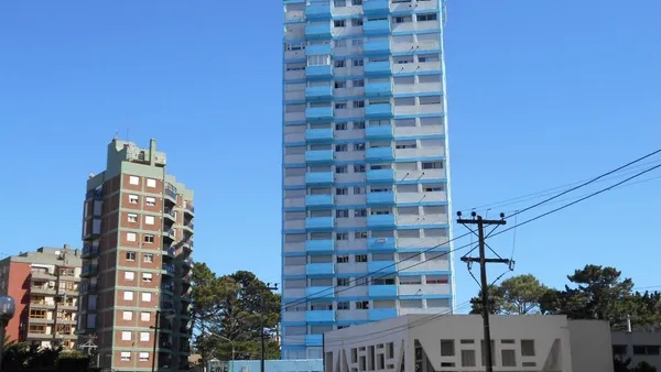 Departamento en Ed. Cafi III - D 200