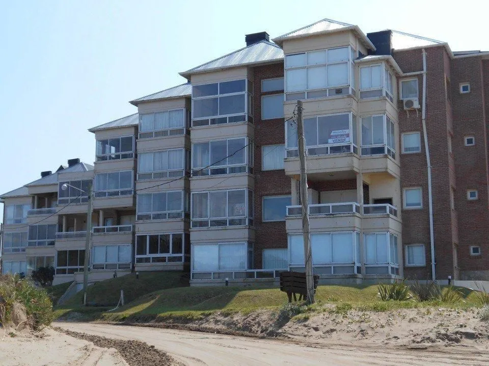 Departamento en Av. del Mar y Go 100