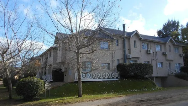 Departamento en Complejo del Bos 100