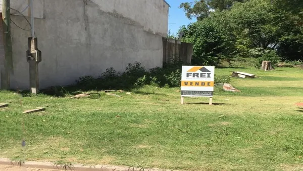 Lote en 3 de Febrero 600