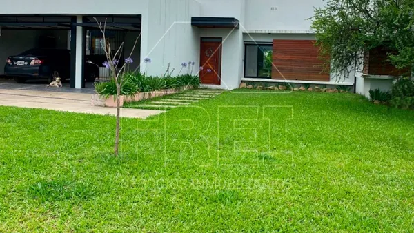 Casa en Calle Interna