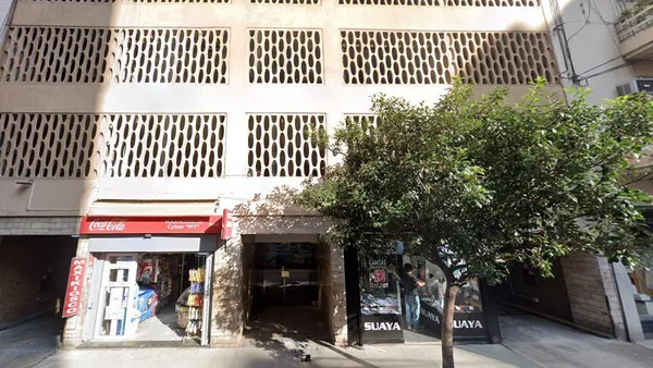 Cochera en M. T. de Alvear 1300