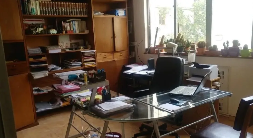 Oficina en Viamonte 1300
