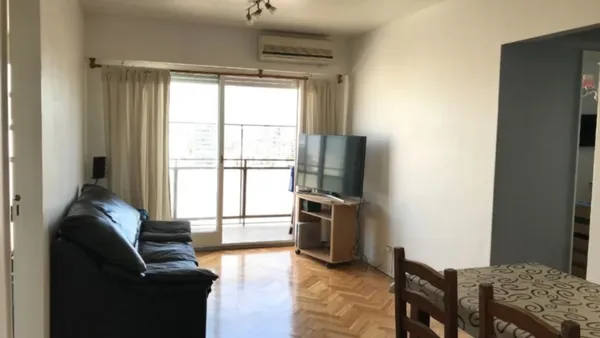 Departamento en Carlos Calvo 1300