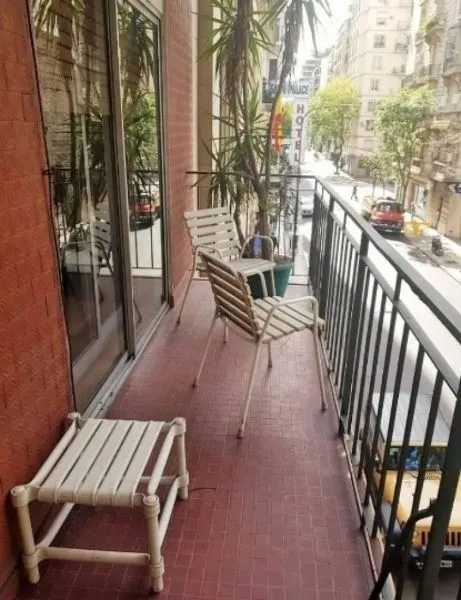 Departamento en Guido 1700