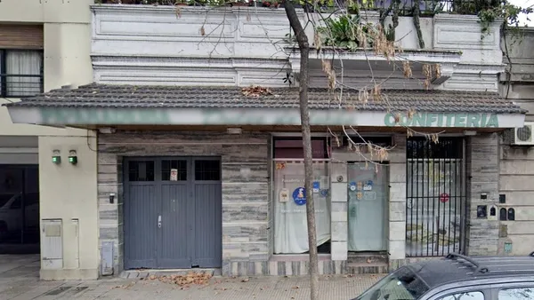 Local Comercial en Rojas 1500