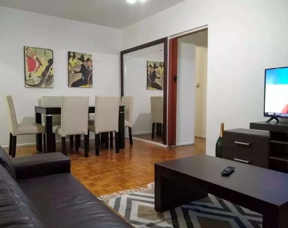 Departamento en Av de Mayo 800