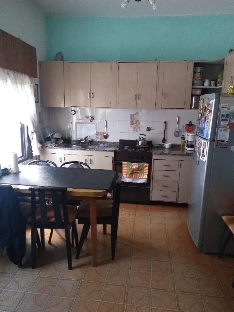 Casa en AV. VIAMONTE 3200