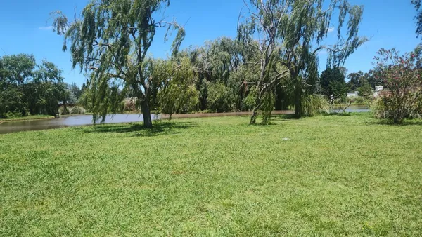Lote en Casuarinas del P