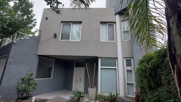 Casa en Gobernador Garci 1200