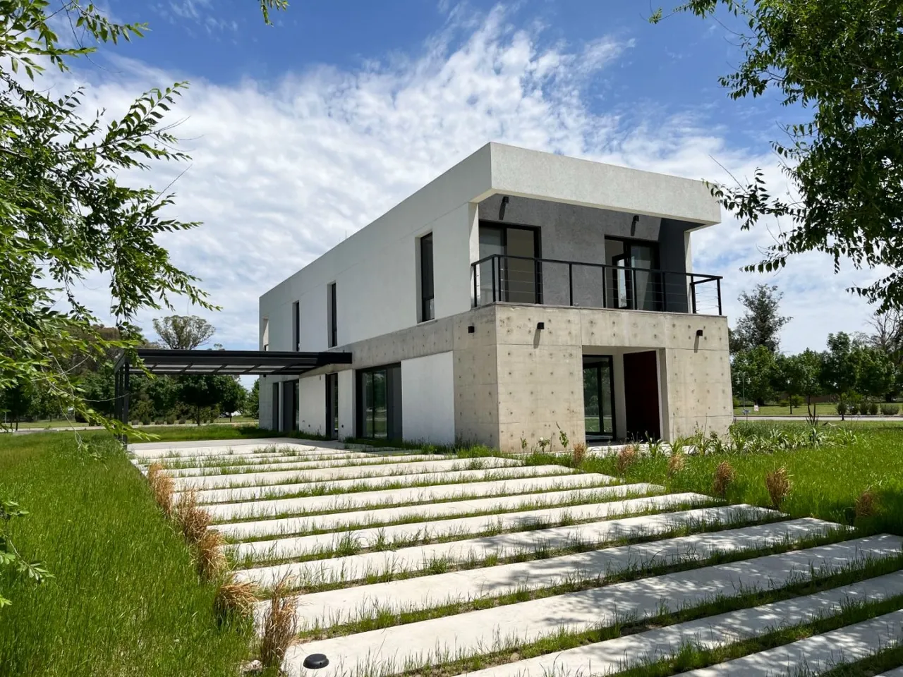 Casa en Av Fernandez Bes