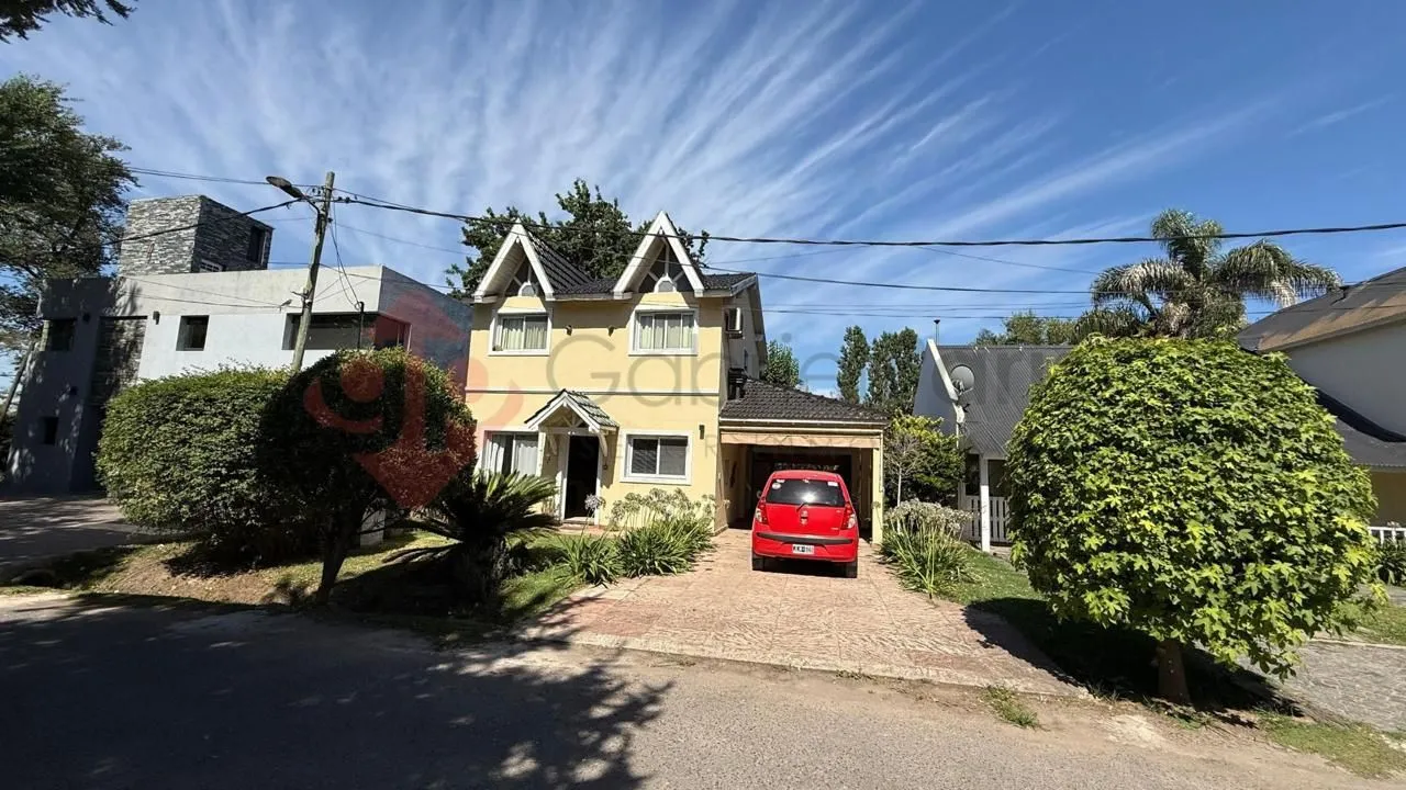 Casa en Alonso de Ercill 2800
