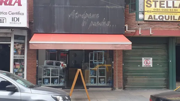 Local Comercial en Hipolito Yrigoye 2500