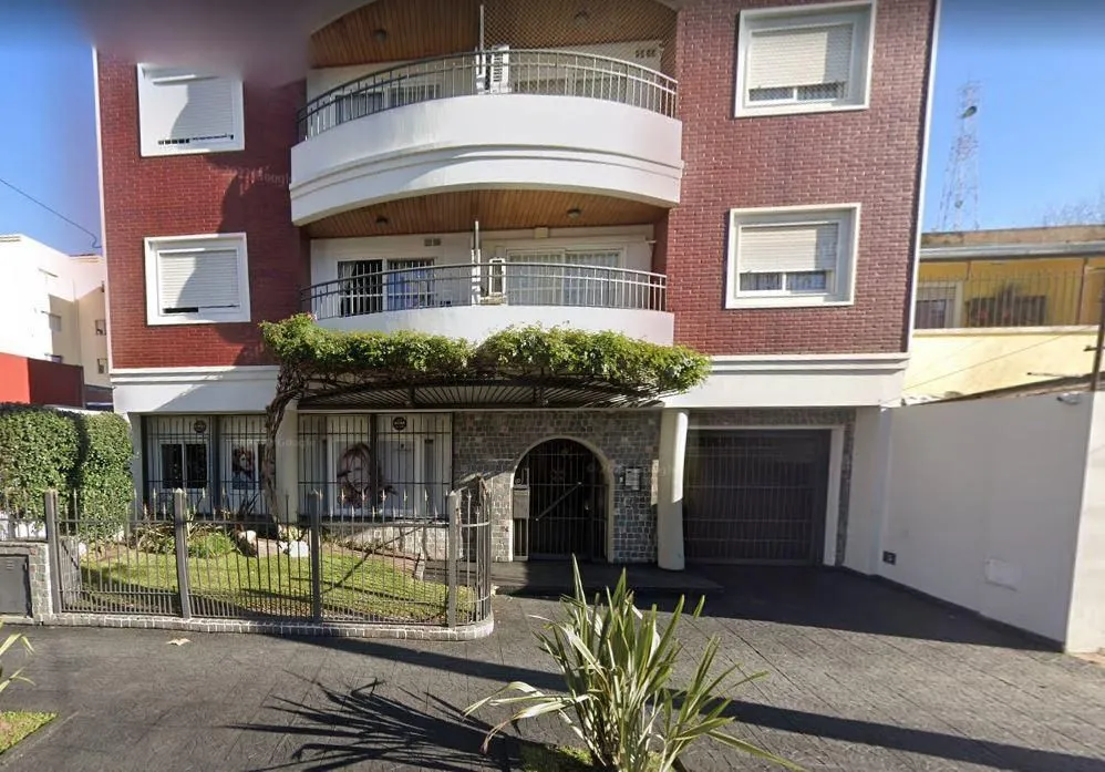Oficina en JUAN FLORIO 3200