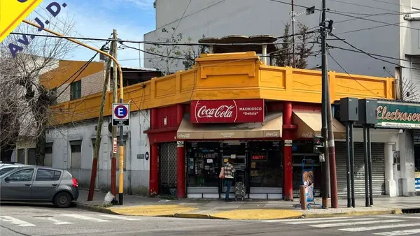 Local Comercial en Av Juan D Peron 3400