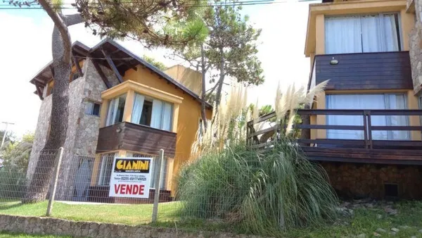 Edificio en Alameda 205