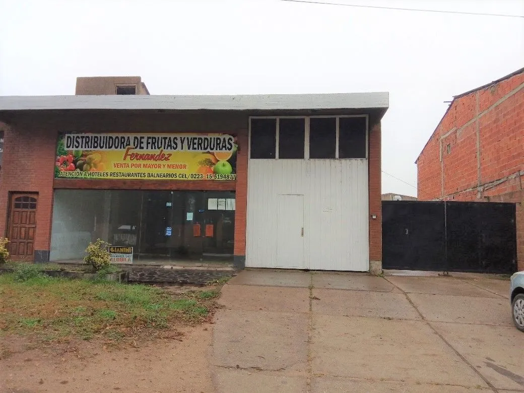 Local Comercial en Av Boulevard 2700