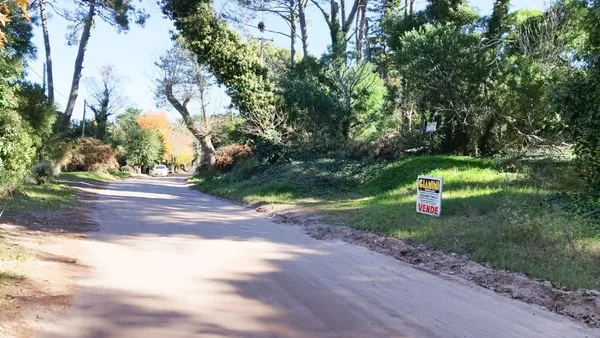 Lote en Camino de los Pi 600