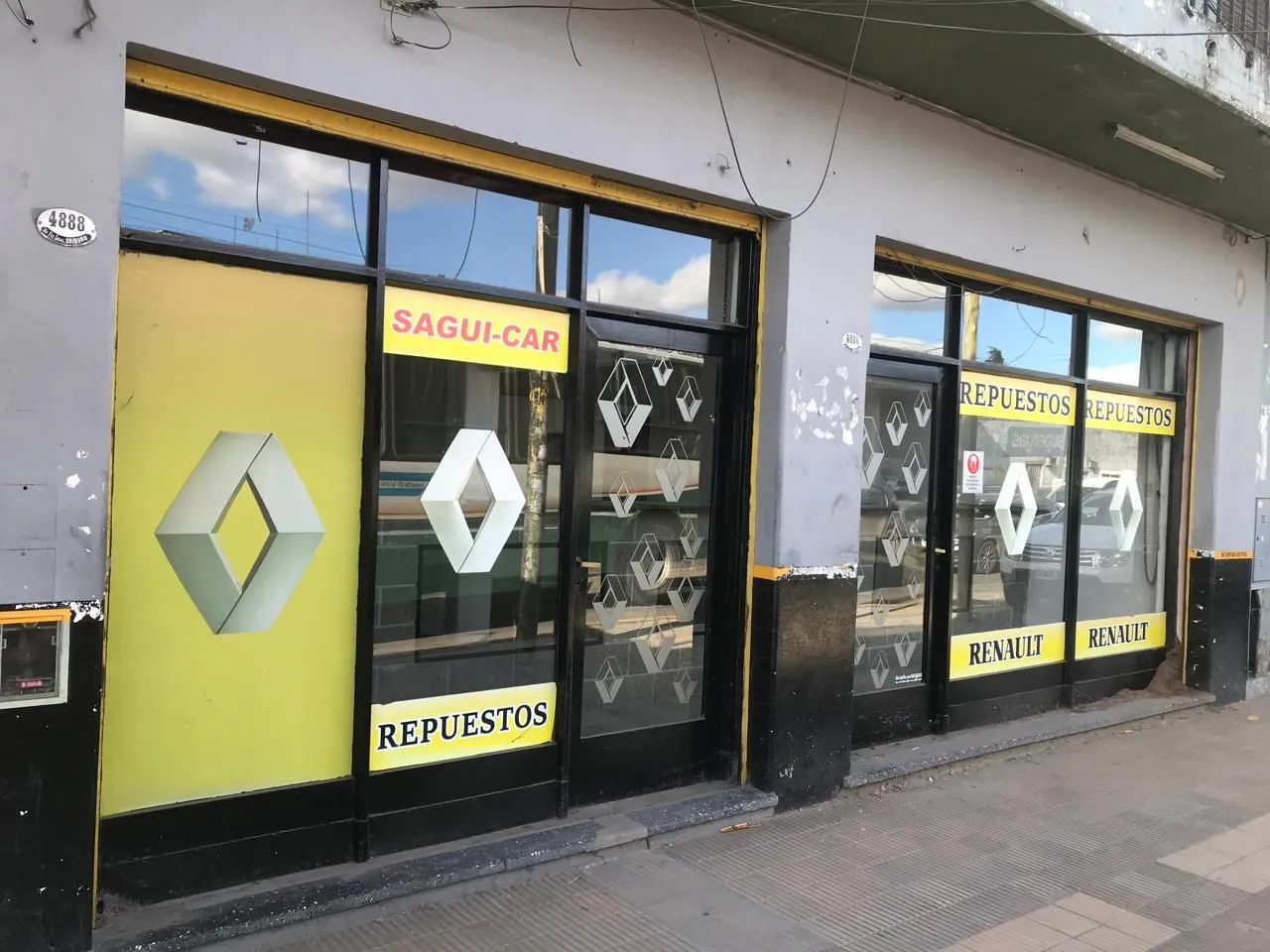 Local Comercial en RUTA 8 4800