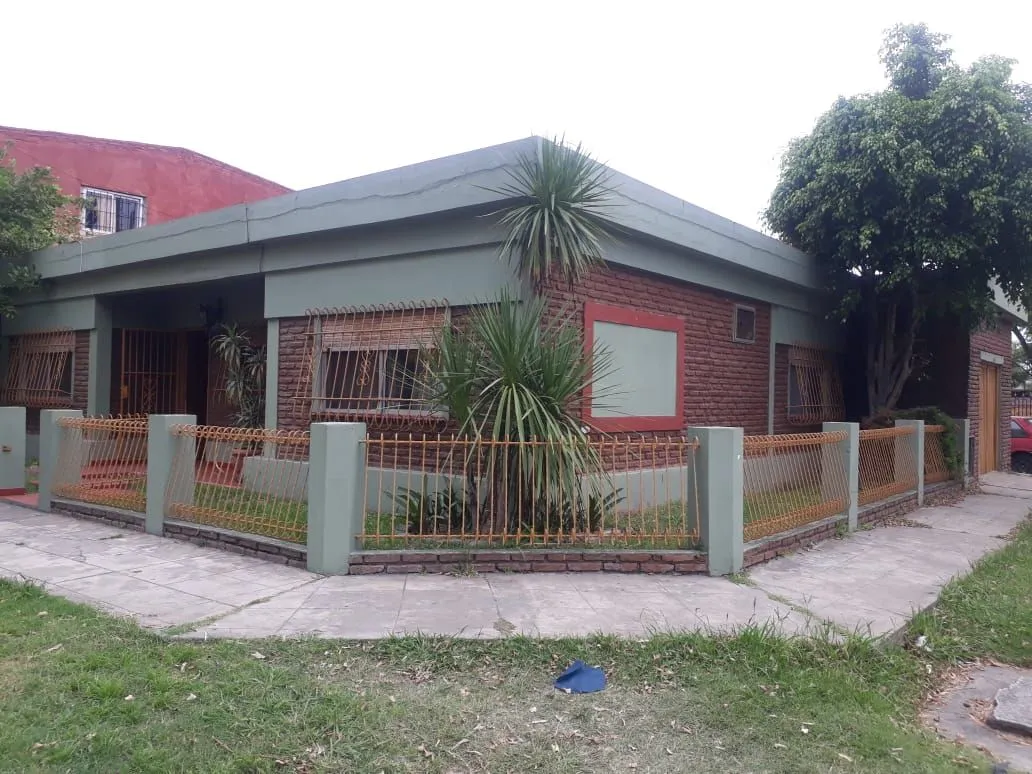 Casa en LINIERS 3300
