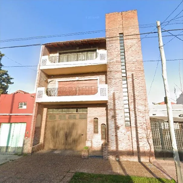 Casa en CNEL DELIA 2400
